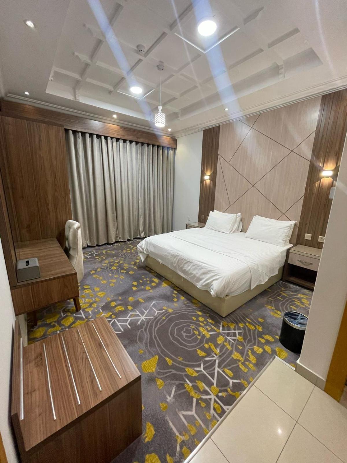 أبها ريجنسي Hotell Exteriör bild